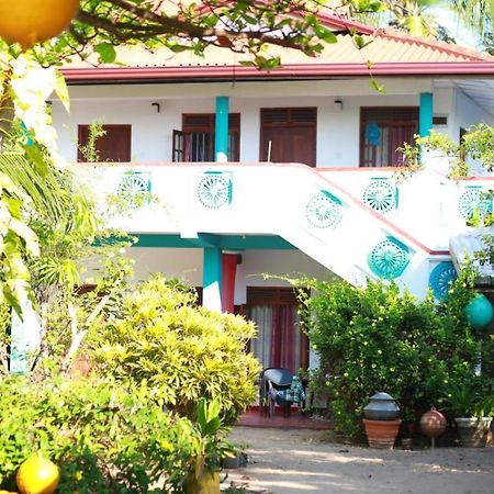 Mallika Guest House Tangalle Kültér fotó