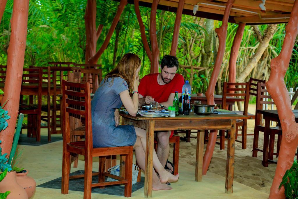 Mallika Guest House Tangalle Kültér fotó